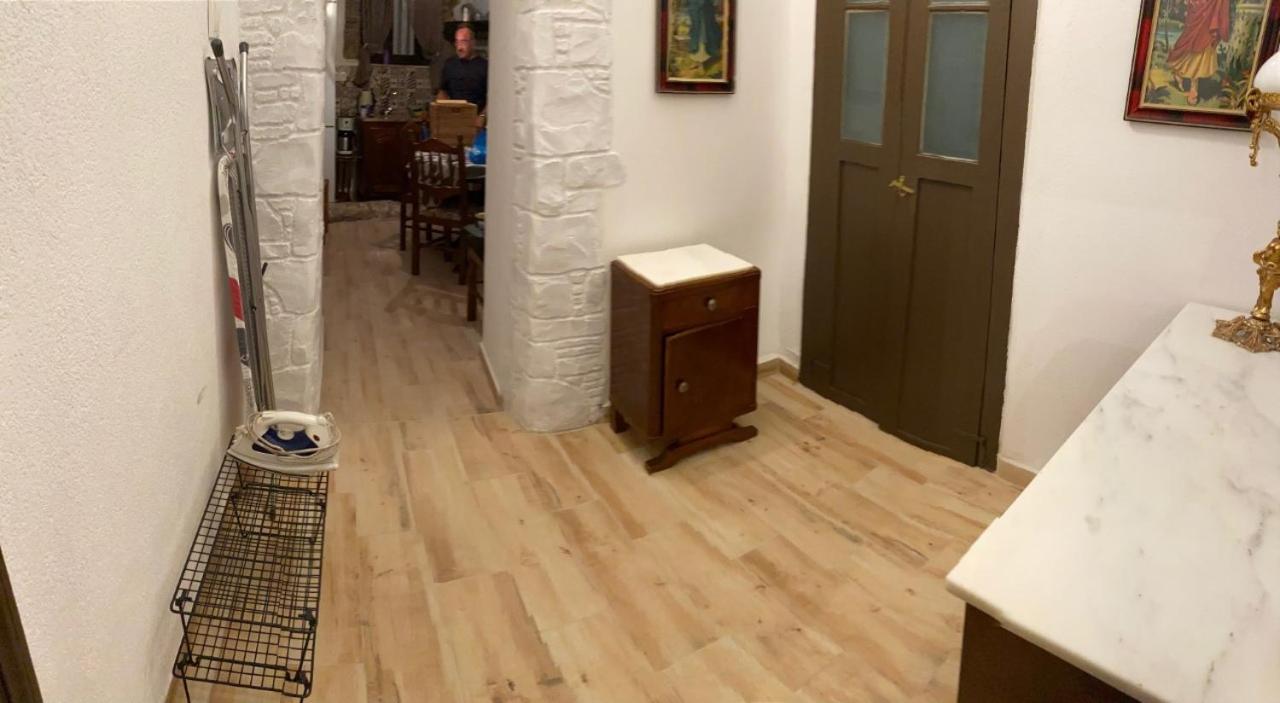 Holiday home Traditional Stone House